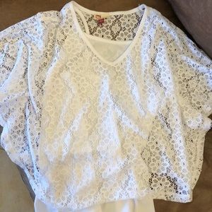 Pretty - never worn - 2 piece blouse
